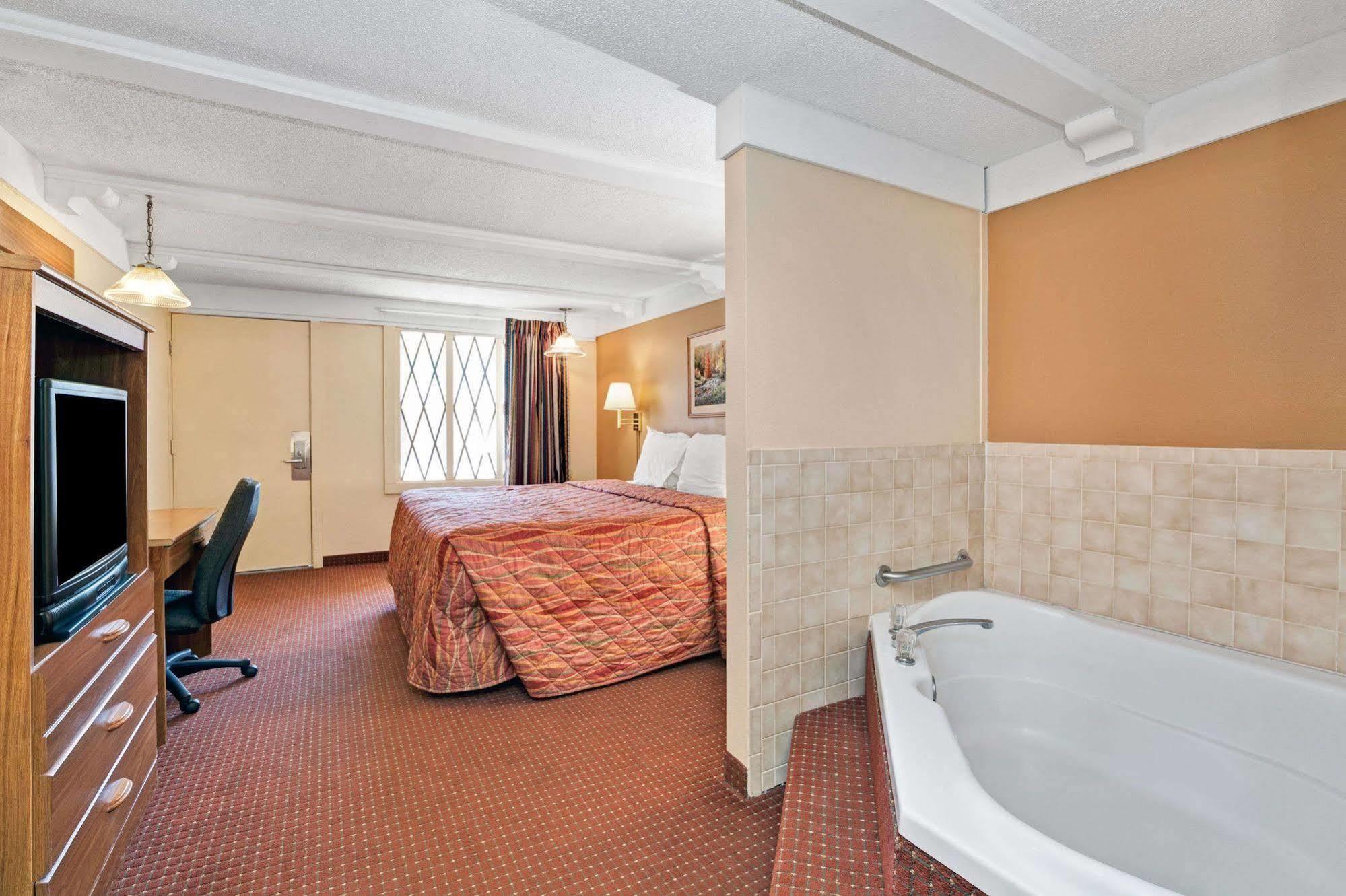 Knights Inn Charleston West Virginia Luaran gambar